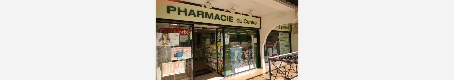 pharmacie du centre ccial de Jouy en Josas au centre ville